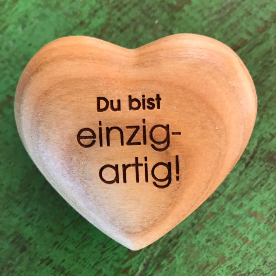 Thankgoods wooden heart You are unique!