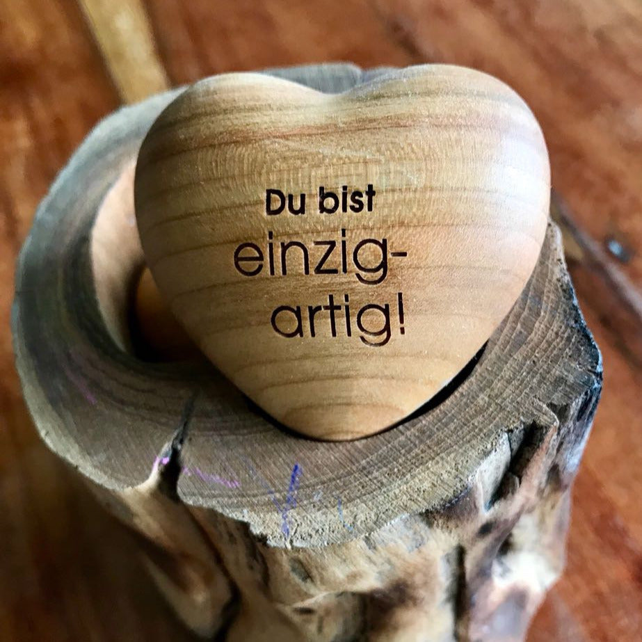 Thankgoods wooden heart You are unique!