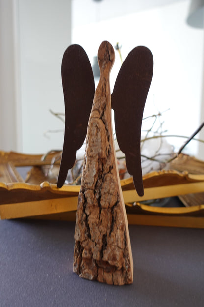 Thankgoods bark angel with rust wings handmade - The gift idea with pizzazz.